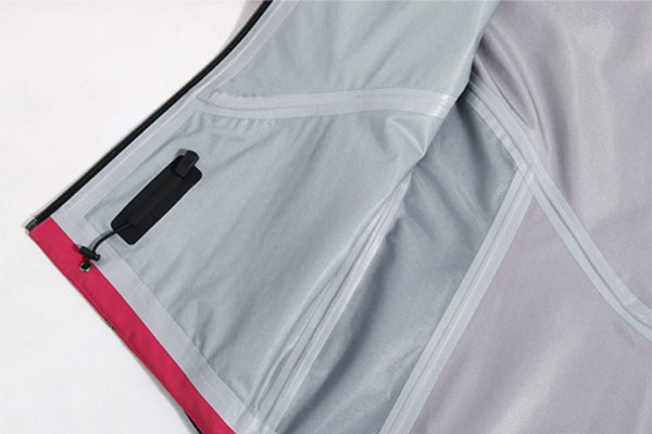 沖鋒衣廠家:脫膠了的沖鋒衣怎么辦?如何處理?